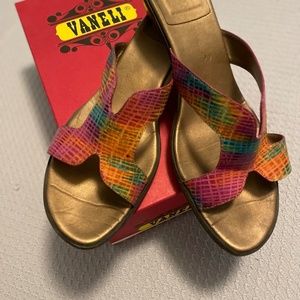 Gorgeous Vaneli sandals